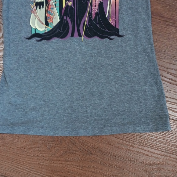 DISNEY VILLAINS CAP SLEEVE tshirt.   #5266 - Picture 5 of 6
